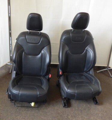 Jeep KL Leder Sitze vorne links und rechts Innenausstattung ORIGINAL gebraucht - Cherokee – Produktansicht 1