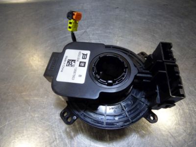 Opel Astra J Sports Tourer 1.7 CDTI Airbagschleifring mit L.W.sensor 13587663 – Produktansicht 2