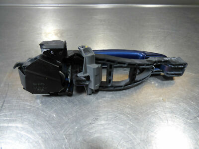 FORD FOCUS MK2 DRIVER SIDE DOOR HANDLE & BRACKET IN BLUE 2010 – Produktansicht 1