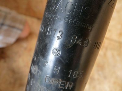 VW PASSAT 3C 2.TDI Stoßdämpfer Gas hinten 3C0513049BQ / 3C0 513 049 BQ – Produktansicht 4