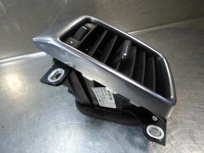Porsche Panamera 970 Luftdüse hinten rechts silber schwarz 970553172 – Produktansicht 2