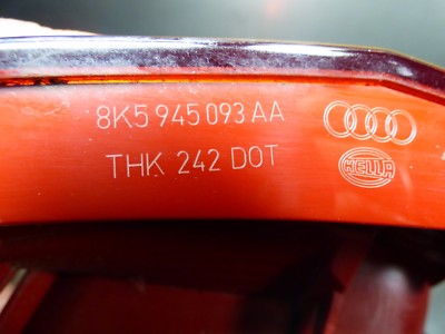 Audi A4 8K 8K2 Limo Rückleuchte Rücklicht 8K5945093AA innen Links ORIGINAL gebraucht - Heckleuchte – Produktansicht 3