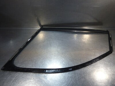 Porsche Panamera 970 Dichtung Fensterdichtung Gummi vorne rechts 97053729600 – Produktansicht 2
