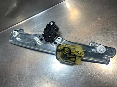 OPEL ASTRA K Fensterheber Mechanik hinten rechts GM 39142320 Neuwertig ! – Produktansicht 2