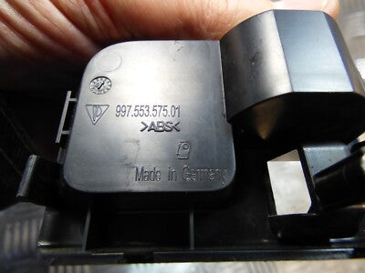 Porsche 987 997 911 Mittelkonsole Einsatz Verriegelung ORIGINAL gebraucht - 99755357501 – Produktansicht 3