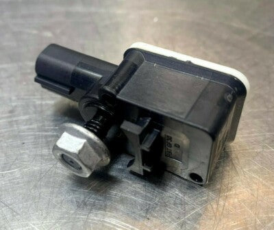 OPEL ASTRA K Sports Tourer Insignia Airbag Sensor Crashsensor GM 13576422 – Produktansicht 2