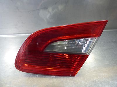 Skoda Superb 1.9 TDI Rücklicht rechts 3T5945094 / 3T5 945 094 ORIGINAL gebraucht - Heckleuchte – Produktansicht 1