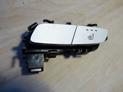 Mercedes C Klasse W205 v. links Schalterblock für Sitzheizung A2059050004 7N49 – Produktansicht 1