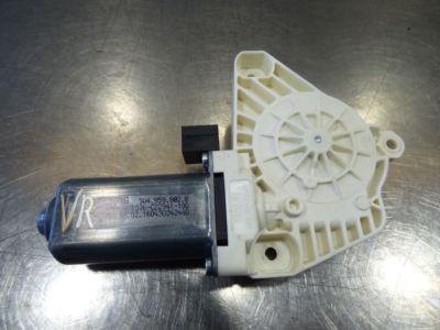 VW Golf 7 VII Kombi vorne rechts 5Q4959802B ORIGINAL gebraucht - Fensterhebermotor – Produktansicht 1