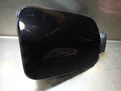 AUDI A8 4E Facelift Tankklappe Tankdeckel 4E0809857E schwarz LZ9Y – Produktansicht 2