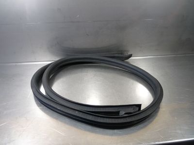 Porsche Boxster 987 2.7 Türdichtung rechts 98753707603 / 987.537.076.03 – Produktansicht 1