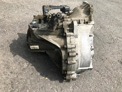 Ford Focus II C MAX 1.8 TDCI 5 Gang 6M5R-7002-ZB 6M5R7002ZB ORIGINAL gebraucht - Getriebe – Produktansicht 4