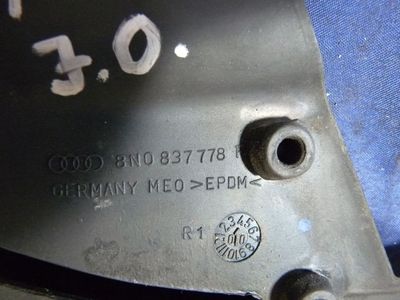 Audi TT 8N 1.8T Bj.:1999 Verkleidung Gummi Abdeckung rechts 8N0837778 ORIGINAL gebraucht - Roadster – Produktansicht 3