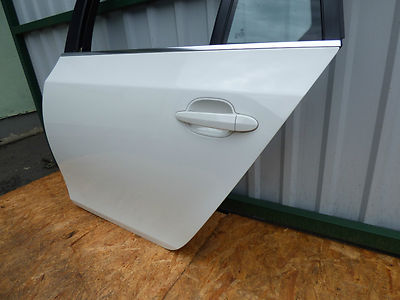 BMW 5er E61 Kombi Tür Hinten Links 1A zustand ohne Delle 2011 – Produktansicht 3