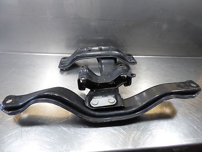 Subaru Impreza 2.0 RC Getriebehalter Getriebe Träger Lager 41022AA180 – Produktansicht 1