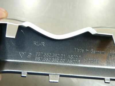 Porsche Boxster Cayman 987 DASHBOARD MOULDING IN SILVER 987.552.382.01 – Produktansicht 3