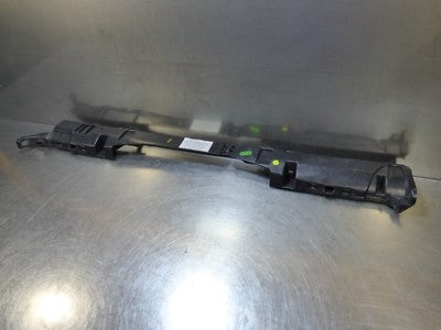 Porsche Boxster Cayman 981 Abstützung Halter Schweller Türeinstieg 98155562000 L – Produktansicht 2