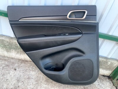 Orig Jeep Grand Cherokee IV WK2 Türverkleidung hinten links 5LL811X9AB schwarz – Produktansicht 1