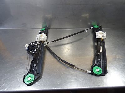 BMW 1er 116i (E87) Fensterheber ohne Motor vorne links 7067795S / 7 067 795 S – Produktansicht 2