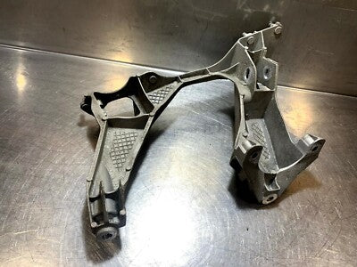 Porsche 981 718 Original Seitenteil Achsträger Hinterachse links gebraucht - 98133115105 – Produktansicht 2