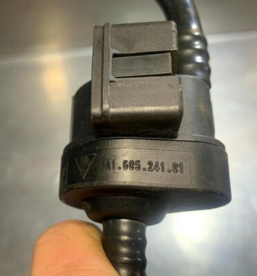 Porsche Boxster 981 S GTS 991 Magnetventil Kraftstoffventil 9A160524101 – Produktansicht 2