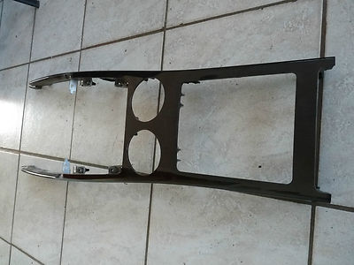 VW Phaeton 3D Mittelkonsole Mitteltunnel Verkleidung 3D0863243J Wurzelholz Myrth – Produktansicht 2