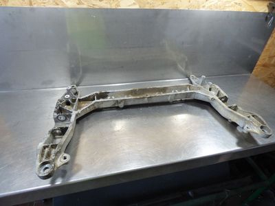 Porsche Boxster 986 2.7 Achsträger vorne 99634110115 / 996.341.101.15 – Produktansicht 2