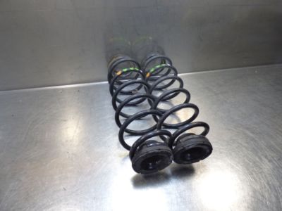 VW Fox 1.2 6V Feder paar hinten – Produktansicht 1