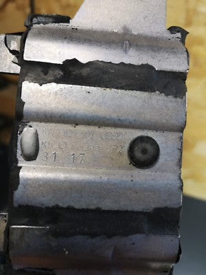 AUDI Q2 A3 A4 Orig Schliessbügel Heckklappe 8W9827507 ORIGINAL gebraucht - Schliesskeil – Produktansicht 3