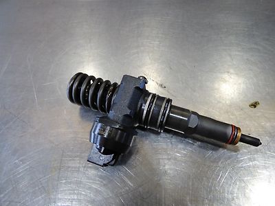 VW Golf 5 1.9 TDI Einspritzdüse 038130073A / 038 130 073 A – Produktansicht 1