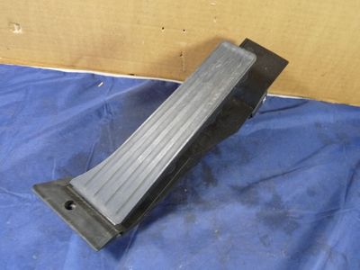 BMW 1ER 120D E87 Gaspedal, Fahrpedalmodul -01 ORIGINAL gebraucht - 35426772646 – Produktansicht 1