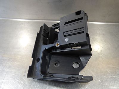 Skoda Superb 1.9 TDI Sicherungskasten Halter 1K0907361C / 1K0 907 361 C – Produktansicht 1