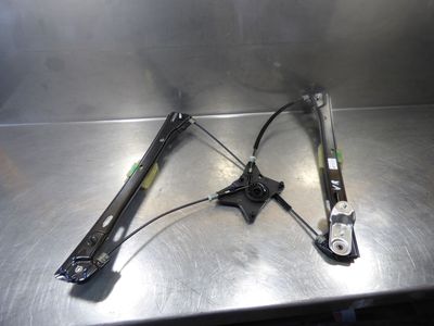 VW Passat 3G B8 HighLine Fensterhebermechanik vorne rechts 3G0837462B – Produktansicht 1