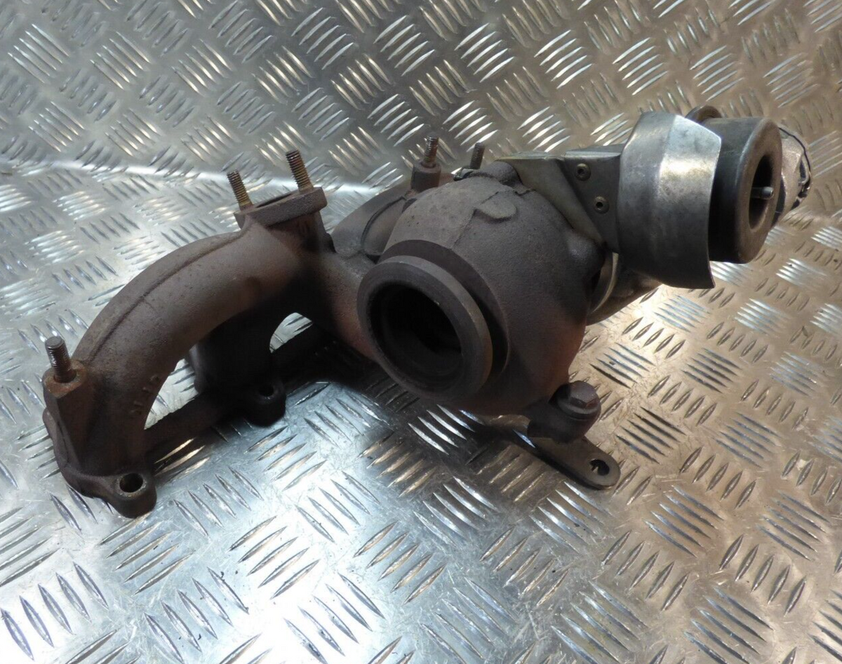 VW Transporter T5 1.9 TDI Turbolader KKK ORIGINAL gebraucht - 038253014H – Produktansicht 2