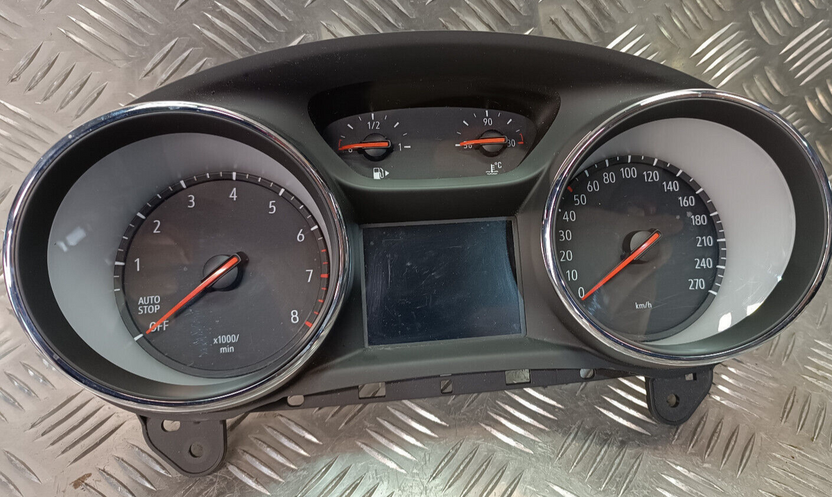 OPEL ASTRA K 1.4 Turbo Original Kombiinstrument Tacho gebraucht - 39187106 – Produktansicht 1