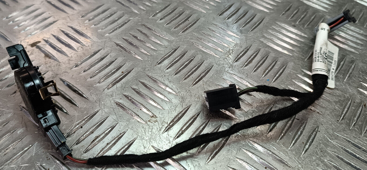 OPEL ASTRA K 1.4 2019 Regensensor Hella Original Spiegel kabelbaum gebraucht - 39120598 – Produktansicht 1