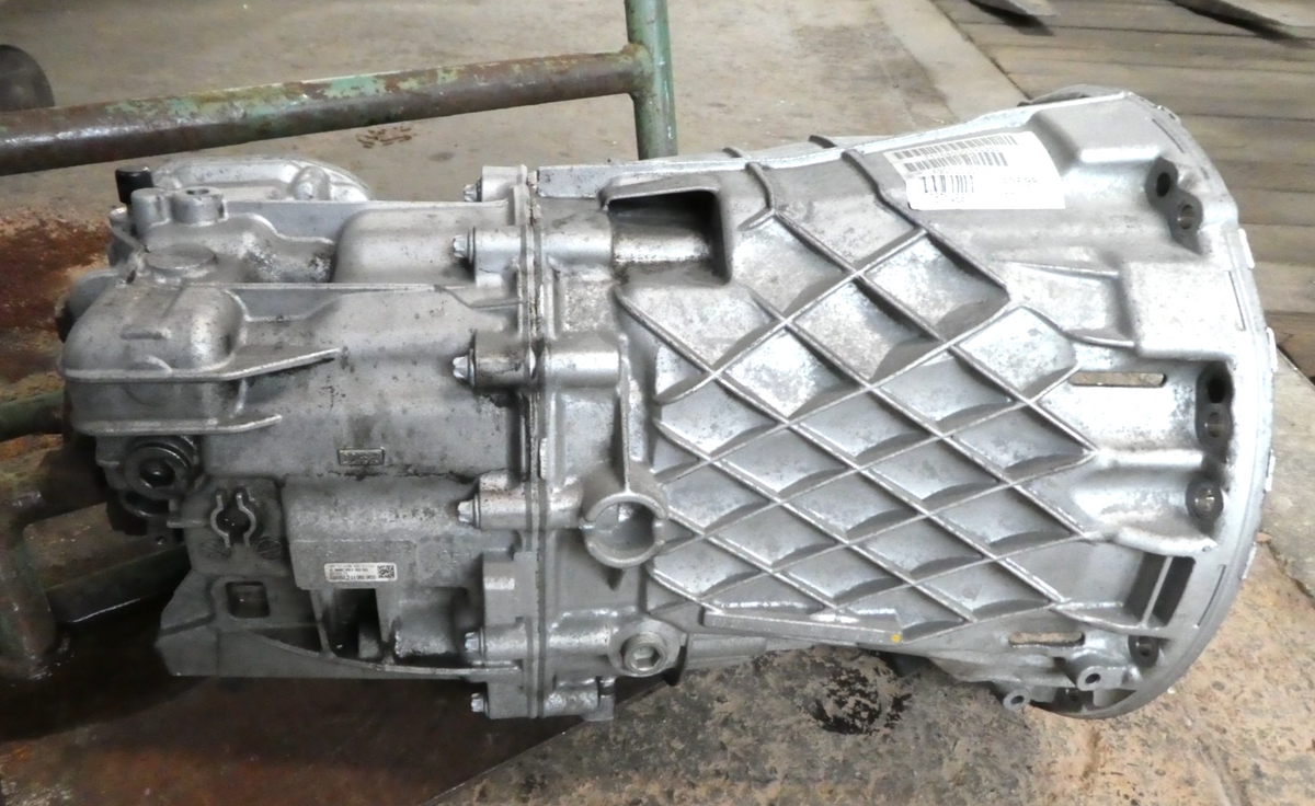 Mercedes Sprinter W906 2.2 CDI 6 Gang Schaltgetriebe Getriebe 711680 ORIGINAL gebraucht - A9062602301 – Produktansicht 3