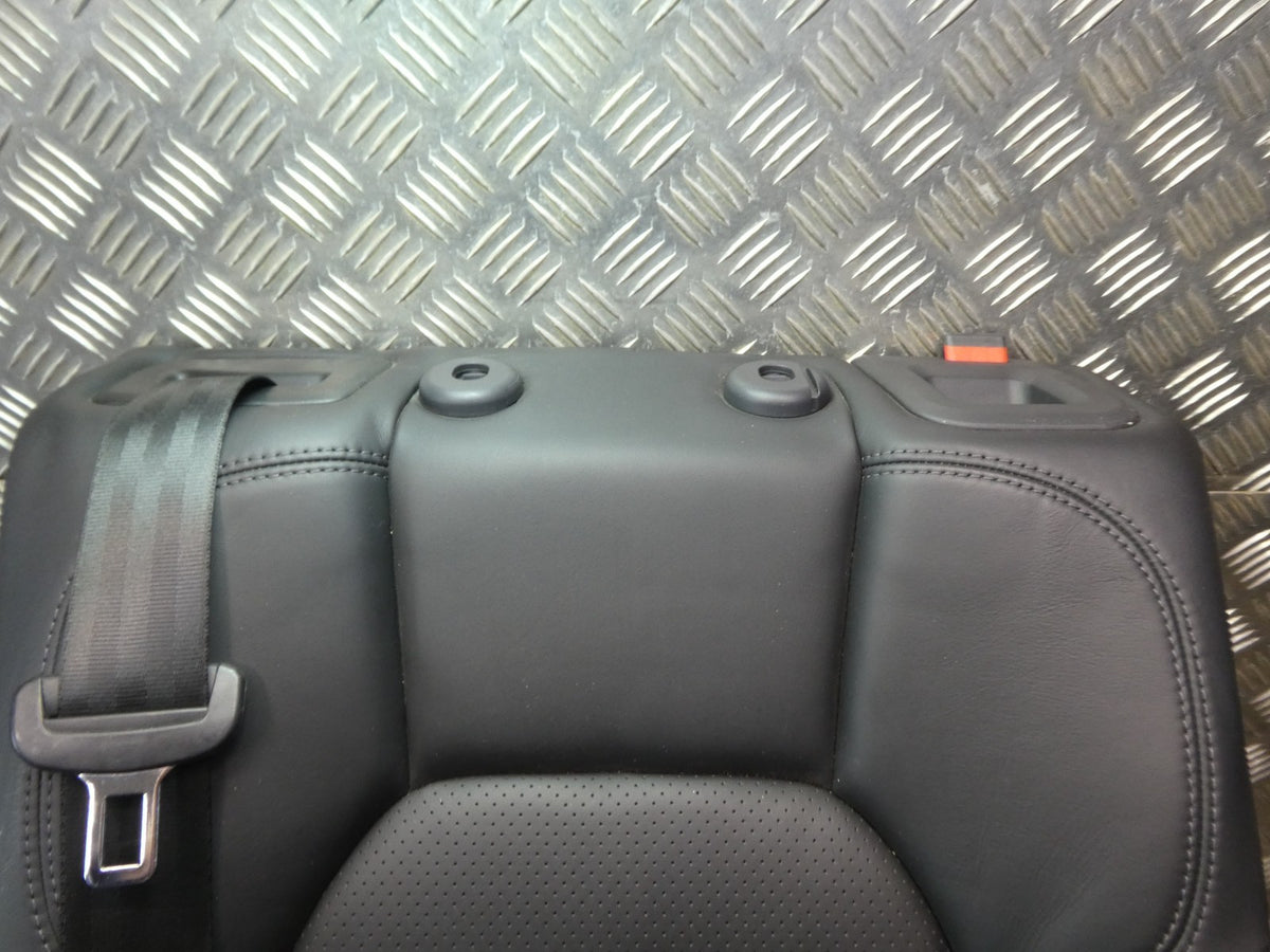 Porsche Macan 95B Schwarz Leder Stütze Sitze hinten links NEUWERTIG ORIGINAL gebraucht - Sitzlehne – Produktansicht 6