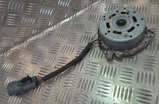 OPEL ASTRA K 1.4 Turbo Kühlervetilatormotor GM Bosch ORIGINAL gebraucht - 3137234003 – Produktansicht 1