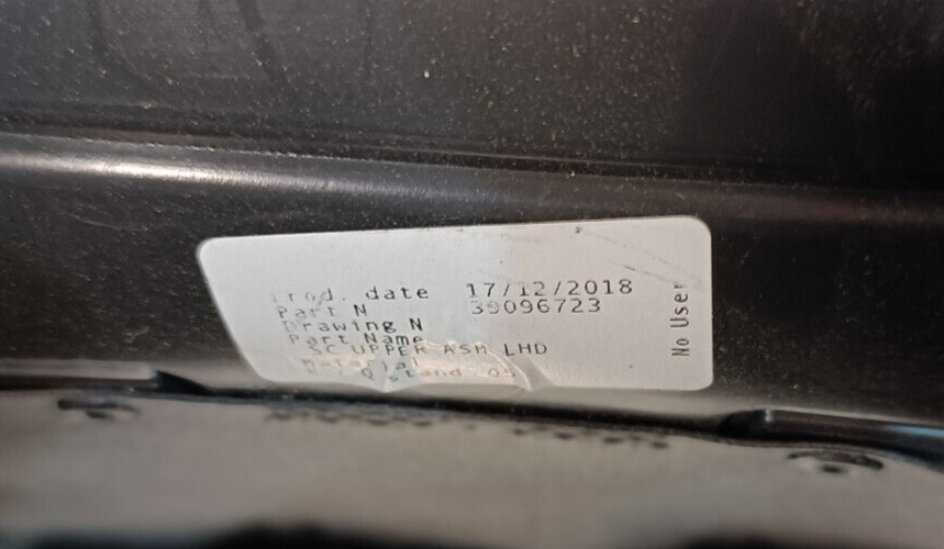 OPEL ASTRA K 1.4 Turbo Original Lenkrad Oben Verkleidung gebraucht - 39096723 – Produktansicht 4