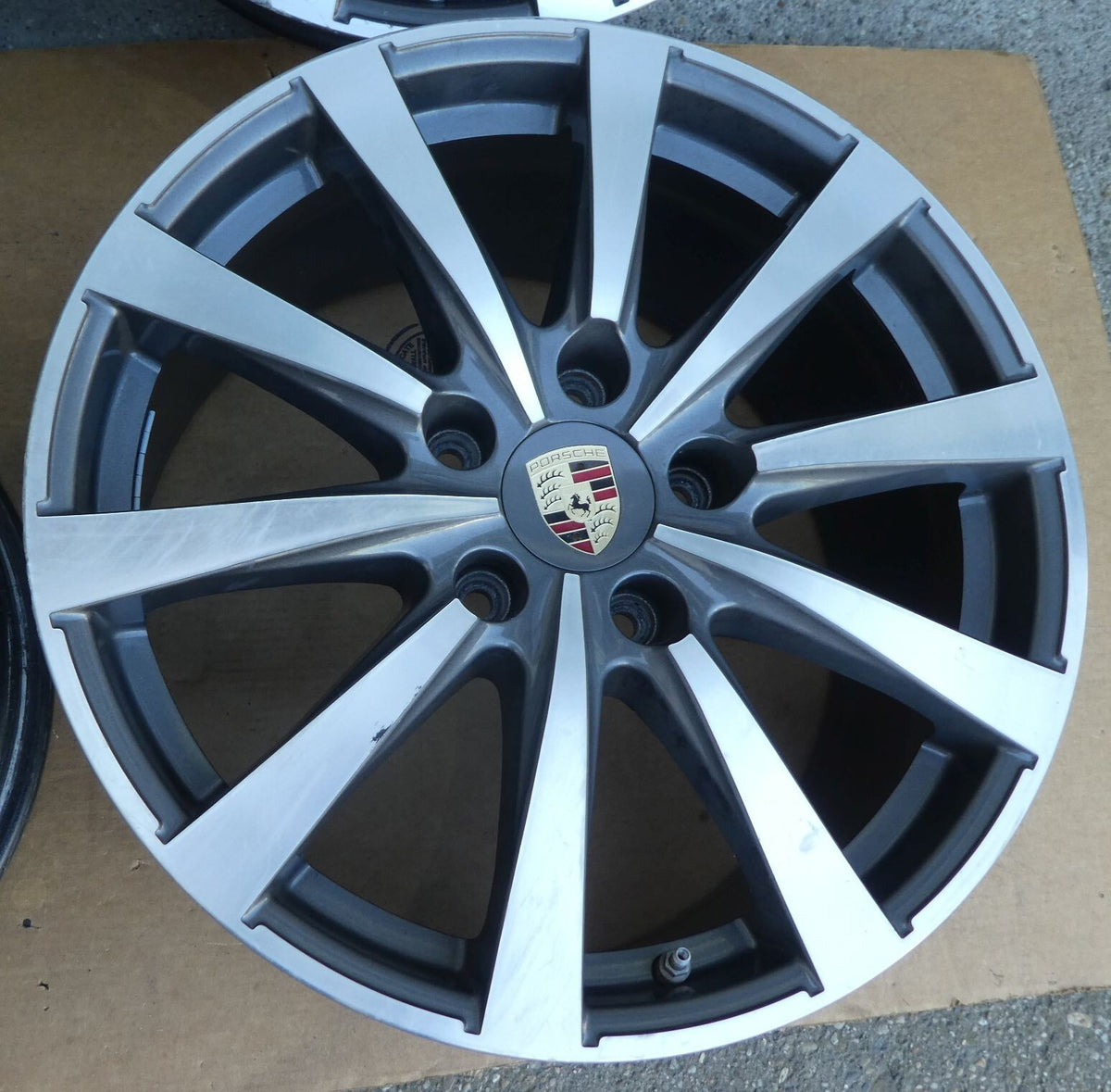 Orig Porsche 970 19 zoll Alufelgen satz SPEEDLINE mit RDK & Nabendeckel ORIGINAL gebraucht - Panamera – Produktansicht 9