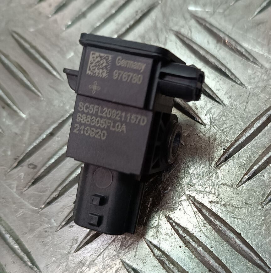 Renault Zoe 2022 988305FL0A Crashsensor Sensor 976780 210920 gebraucht - Original – Produktansicht 1