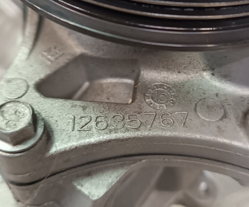 OPEL ASTRA K 1.4 Turbo Original Wasserpumpe Gehause GM 12635767 gebraucht - 12641869 – Produktansicht 4