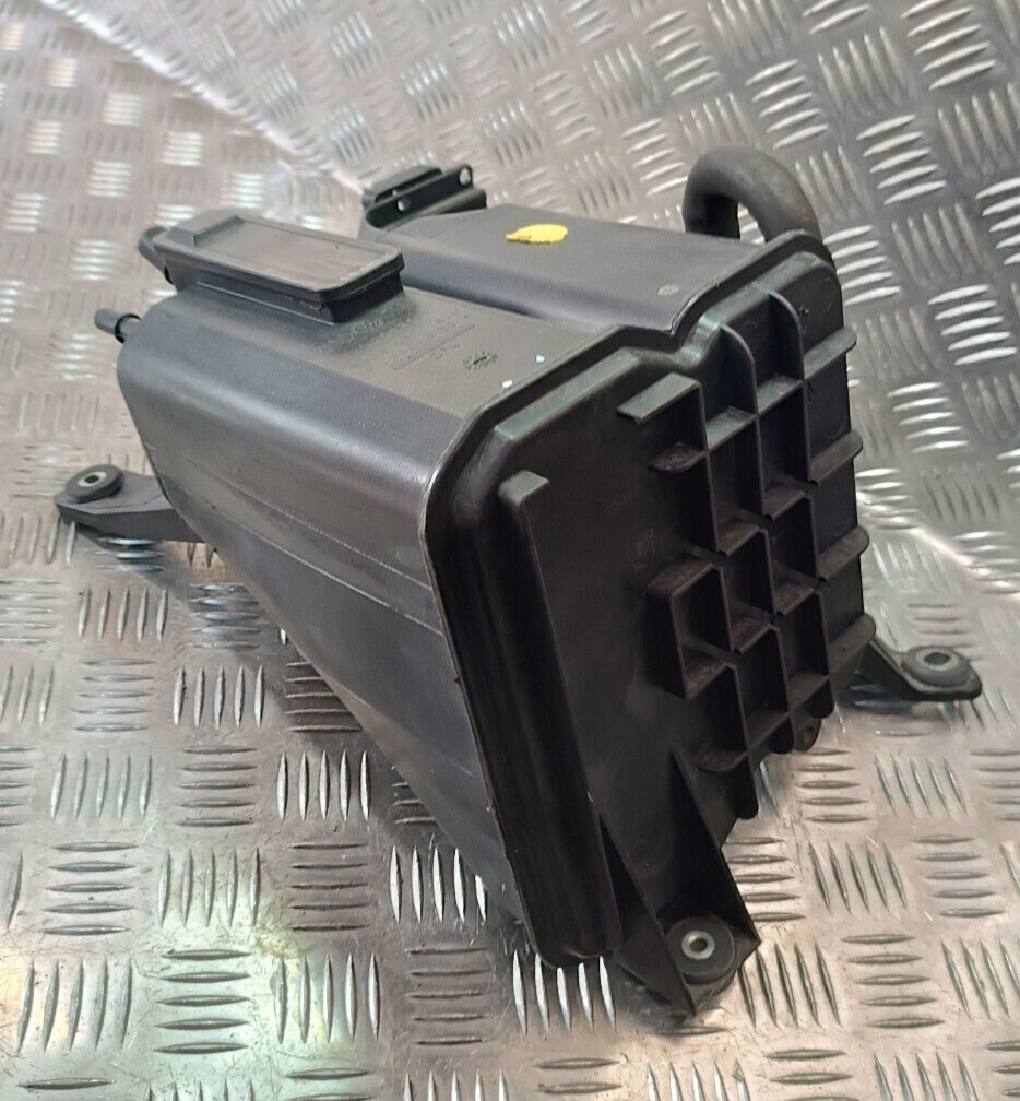 Porsche Cayenne S 92A Aktivkohlebehälter 7P0201801E Dytech ORIGINAL gebraucht - Aktivkohlefilter – Produktansicht 1
