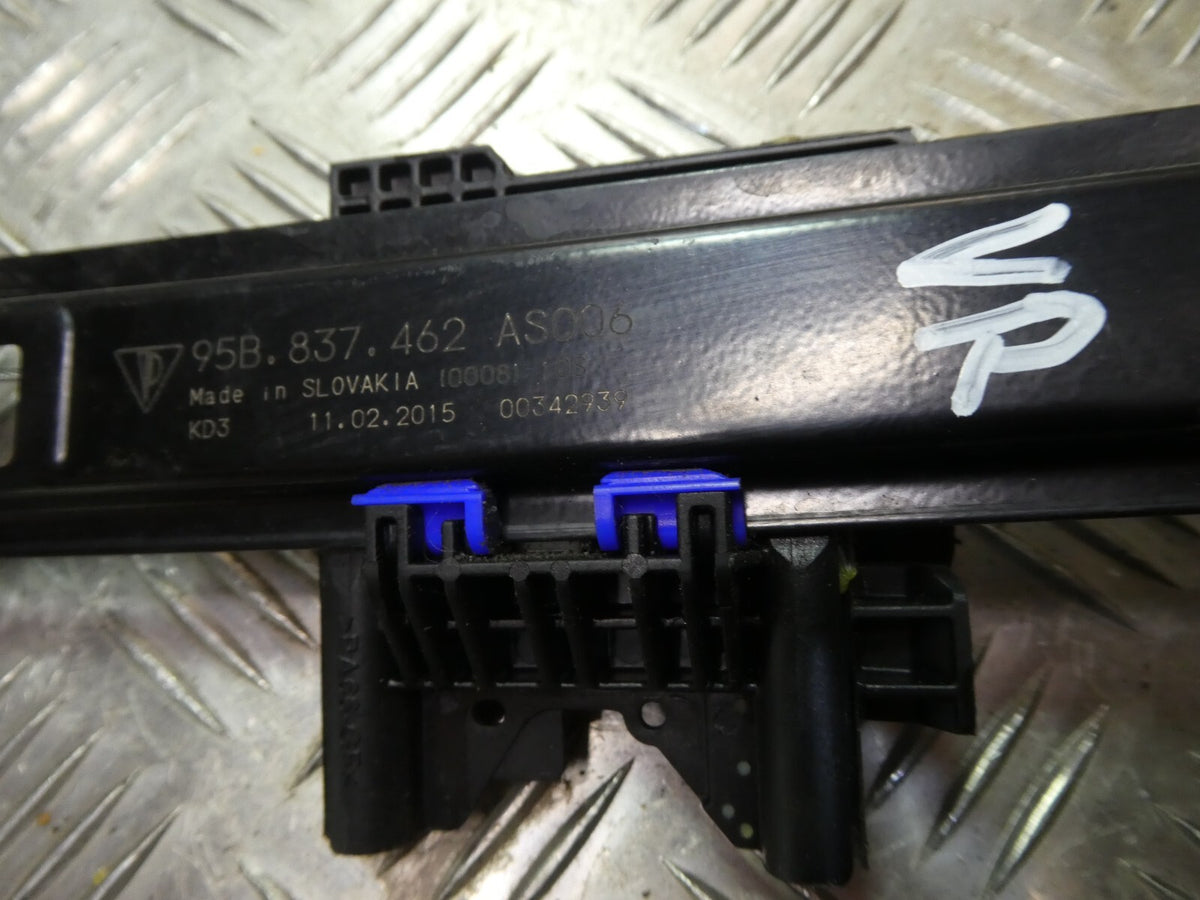 Porsche Macan 95B vorne rechts 95B837462 ORIGINAL gebraucht - Fensterheber – Produktansicht 2