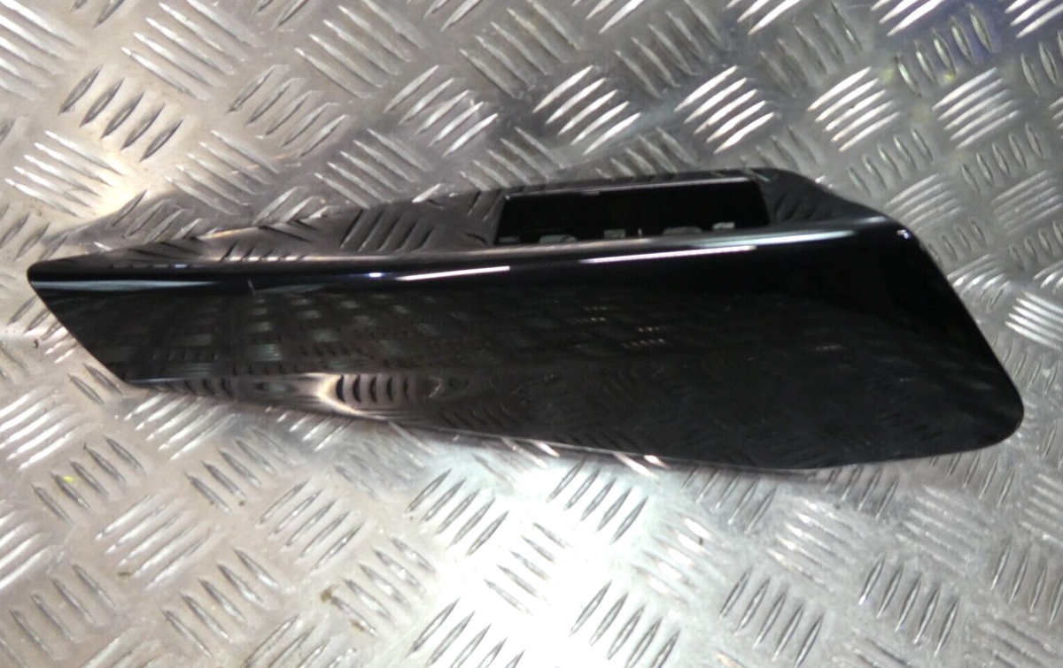 VW ID3 Pro Türverkleidung Zierleiste Vorne Links 10B867197B ORIGINAL gebraucht - Volkswagen – Produktansicht 1