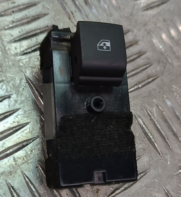 OPEL ASTRA K 1.4 Turbo Schalter Fensterheberschalter GM ORIGINAL gebraucht - 13408452 – Produktansicht 1