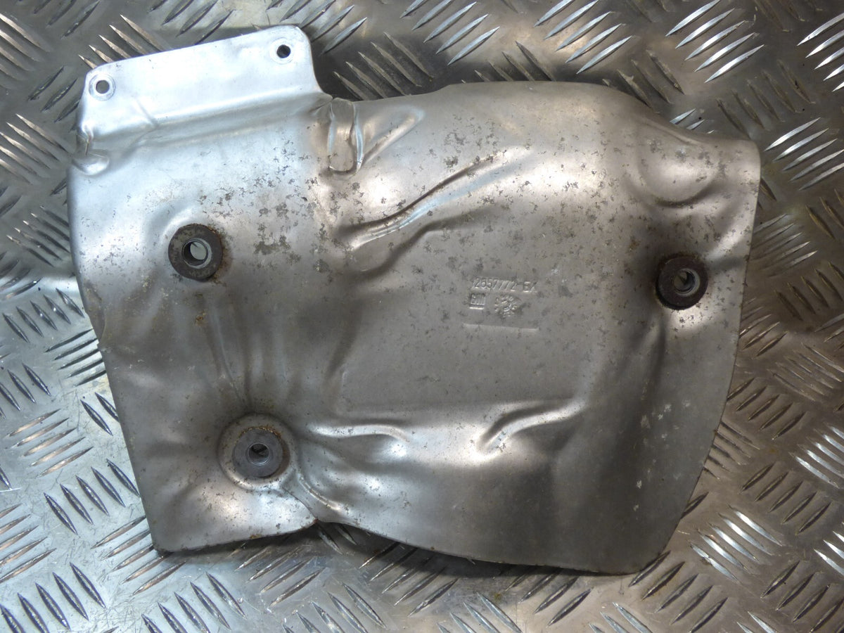 OPEL ASTRA K 1.4 Turbo Hitzeschutzplatte Hitzeschild GM ORIGINAL gebraucht - 12657772 – Produktansicht 1