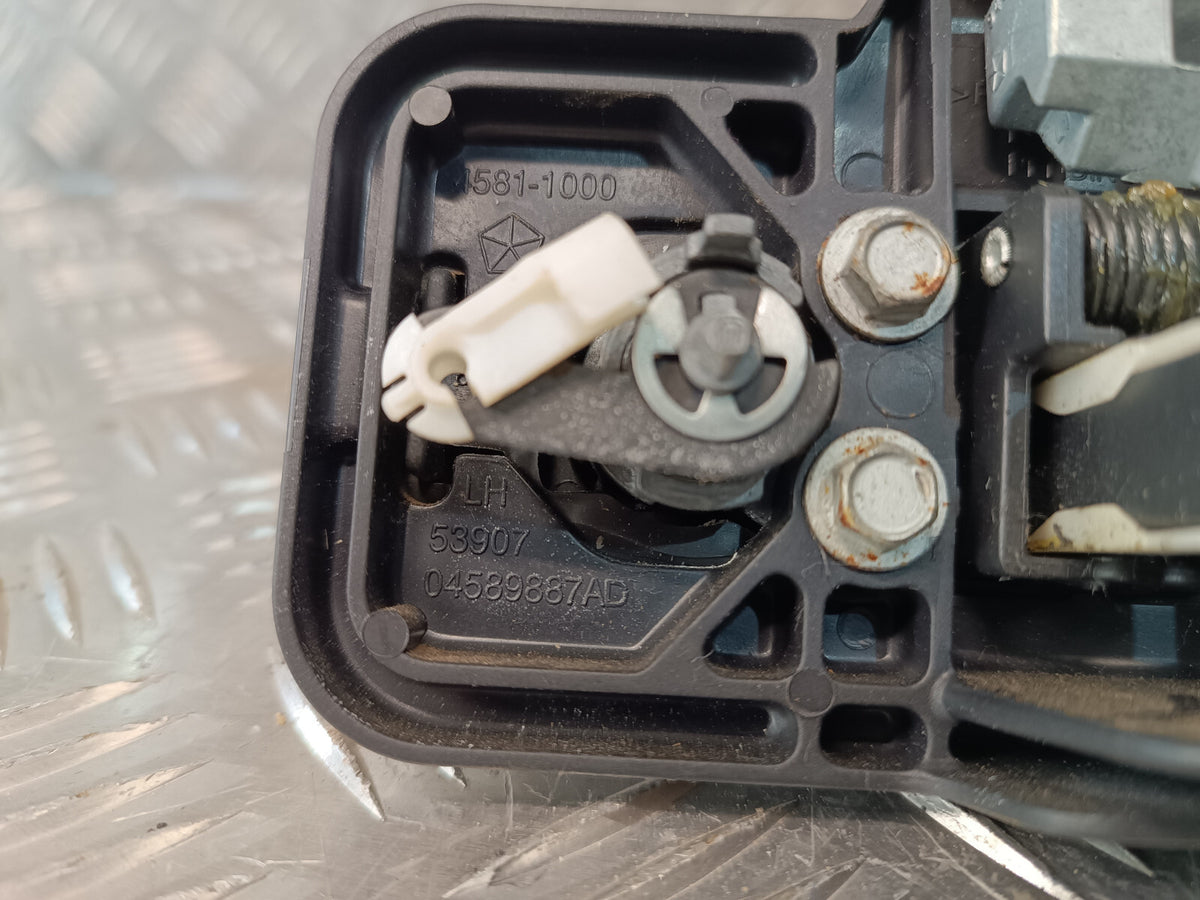 Jeep Grand Cherokee WK2 Tür Griff Türgriff Vorne ORIGINAL gebraucht - 04589881AI – Produktansicht 3