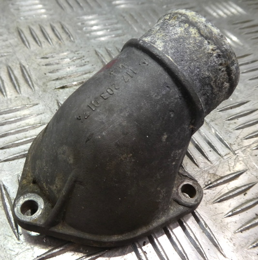 Mercedes-Benz W126 C126 W126 Thermostatgehäuse ORIGINAL gebraucht - 1172030174 – Produktansicht 1